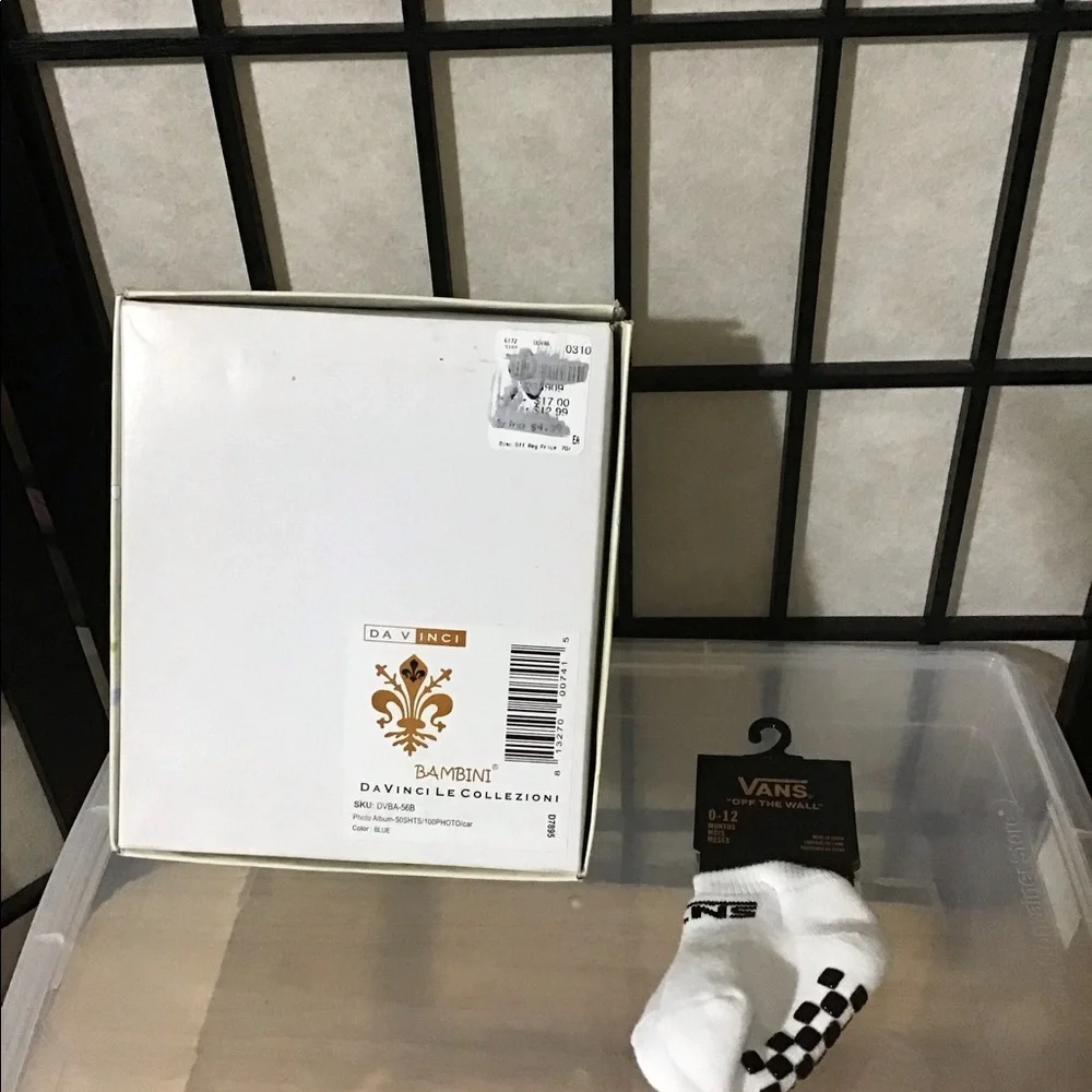 NIB Davinci Baby Photo Album Plush Cover-Car NWT Vans white & black baby footies
